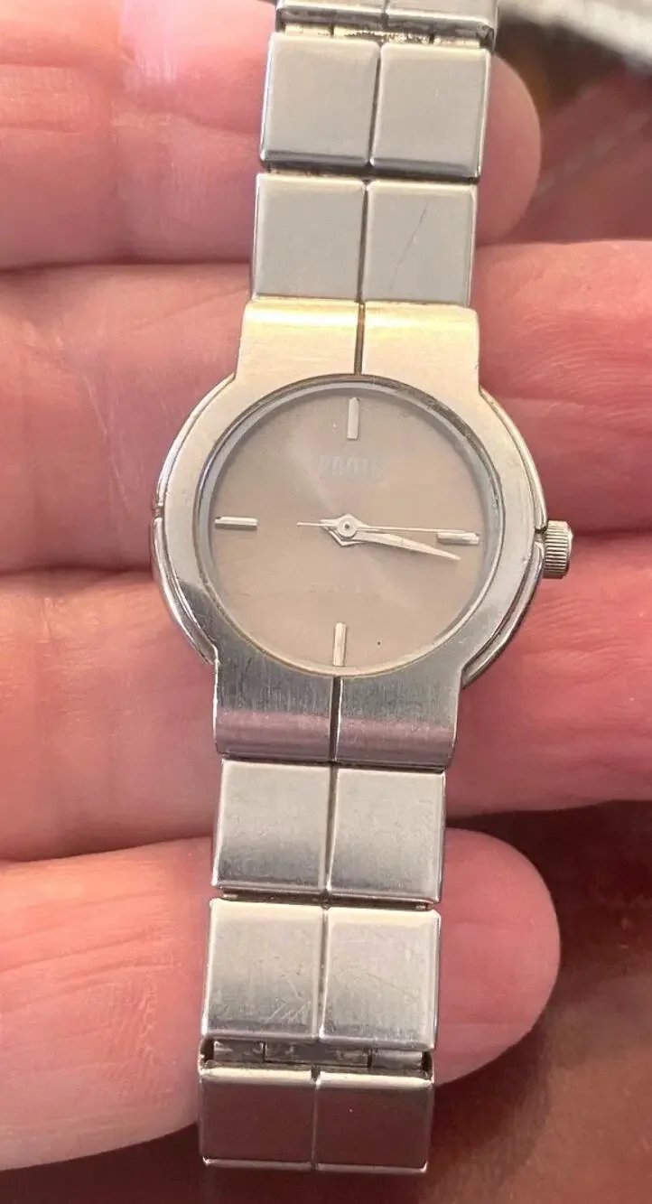 Women's Roots Steel All Stainless Watch,R450 Galeria, Link Band, New Battery